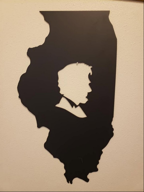 Illinois-shaped metal wall art with Abraham Lincoln silhouette
